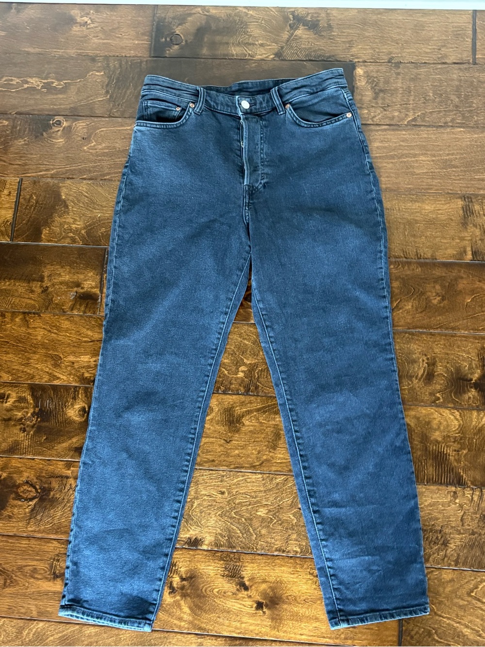 NWOT H&M Mom Jeans Ultra High Waist